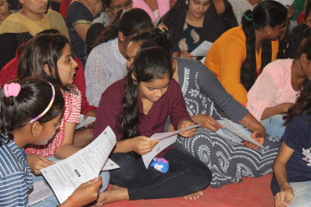 Menstrual_education, awareness-session, period stigma, sanitary pads, clothe pad , session on menstrual hygiene,  pads distribution, educating young girls and under privileged women, girls empowerment