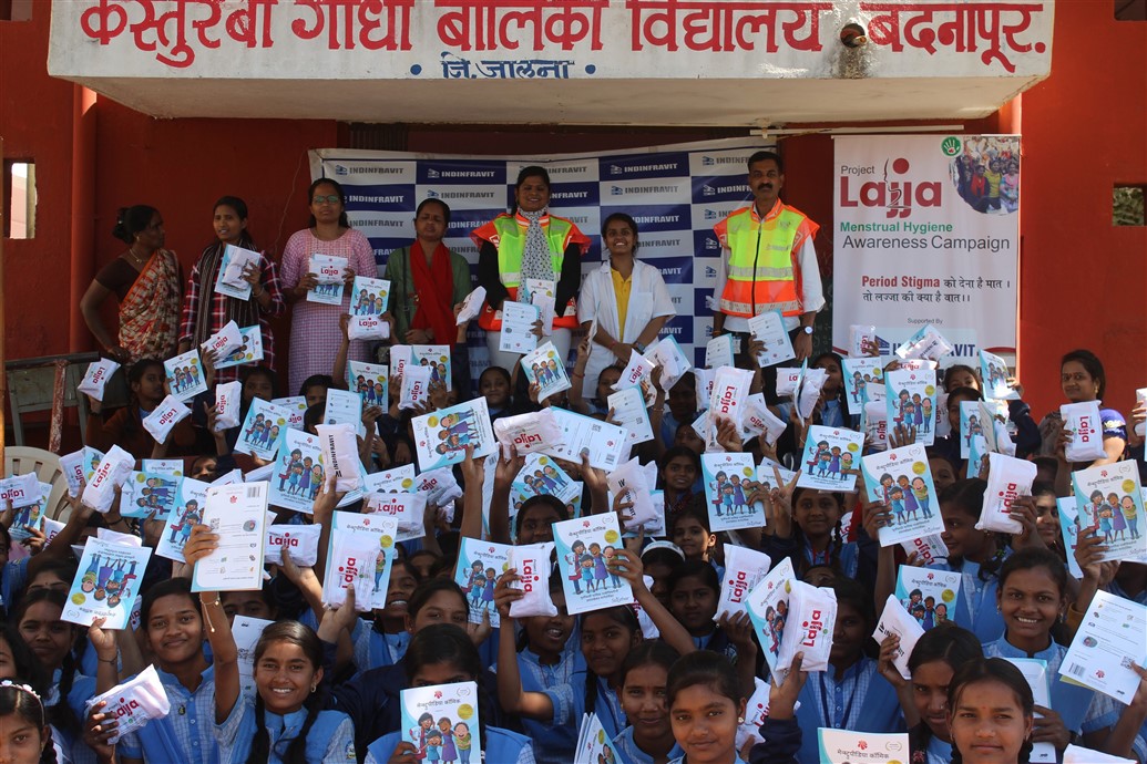 Menstrual_education, awareness-session, period stigma, sanitary pads, clothe pad , session on menstrual hygiene,  pads distribution, educating young girls and under privileged women, uterus model, badnapur, aurangabad